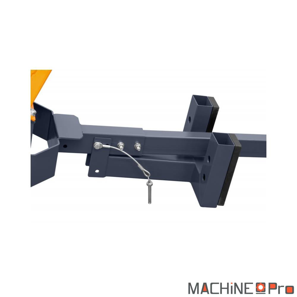 Broyeur de branches à essence CORMAK R1500 - 8