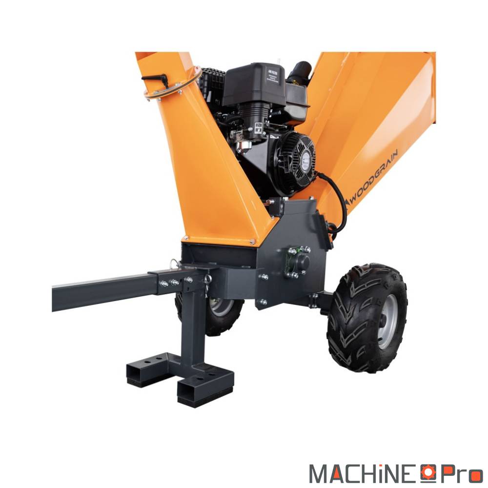 Broyeur de branches à essence CORMAK R1500 - 3