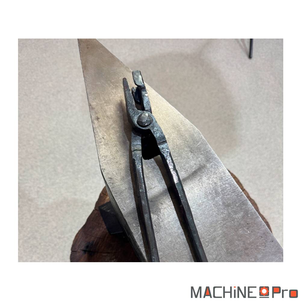 Presse hydraulique pour forgeage à chaud NARGESA PV21 NARGESA